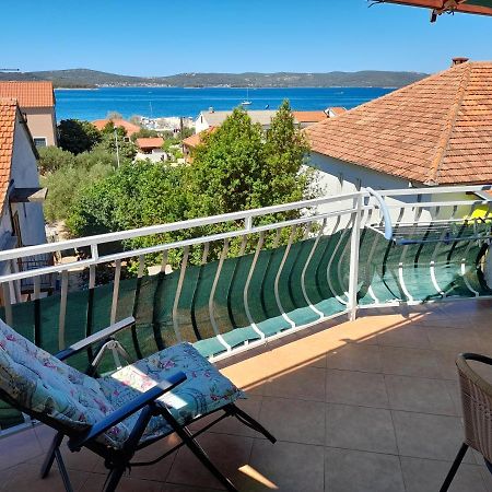 Apartment Gotovina Biograd Na Moru Luaran gambar