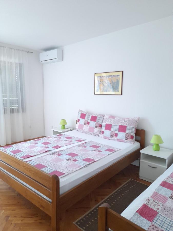 Apartment Gotovina Biograd Na Moru Luaran gambar