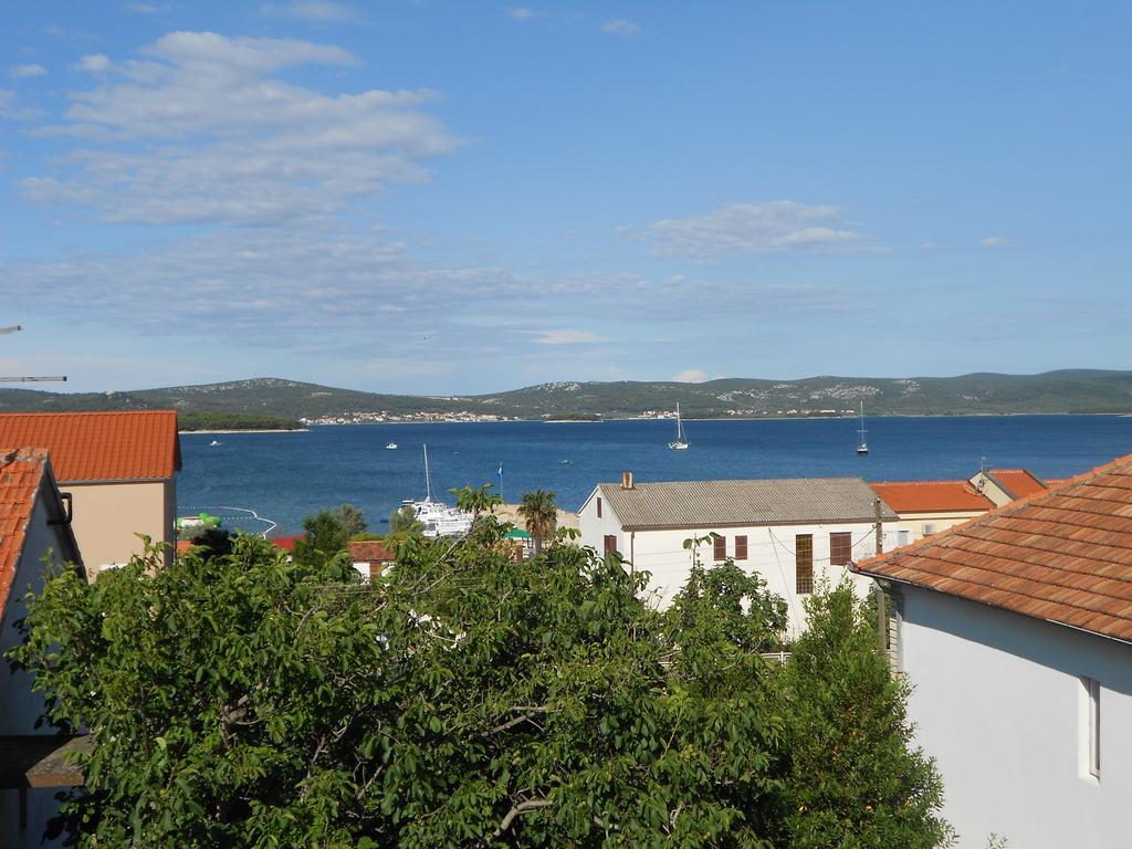 Apartment Gotovina Biograd Na Moru Luaran gambar
