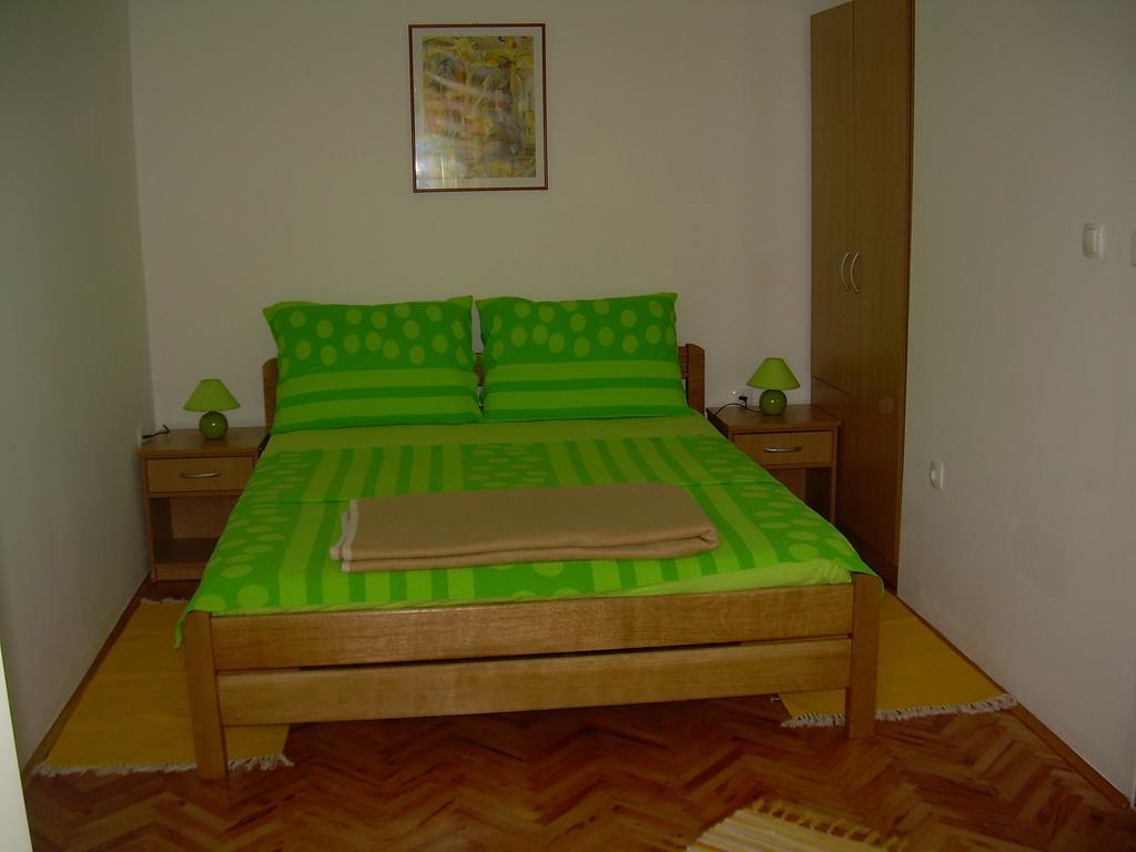 Apartment Gotovina Biograd Na Moru Bilik gambar