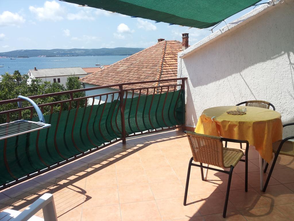 Apartment Gotovina Biograd Na Moru Bilik gambar