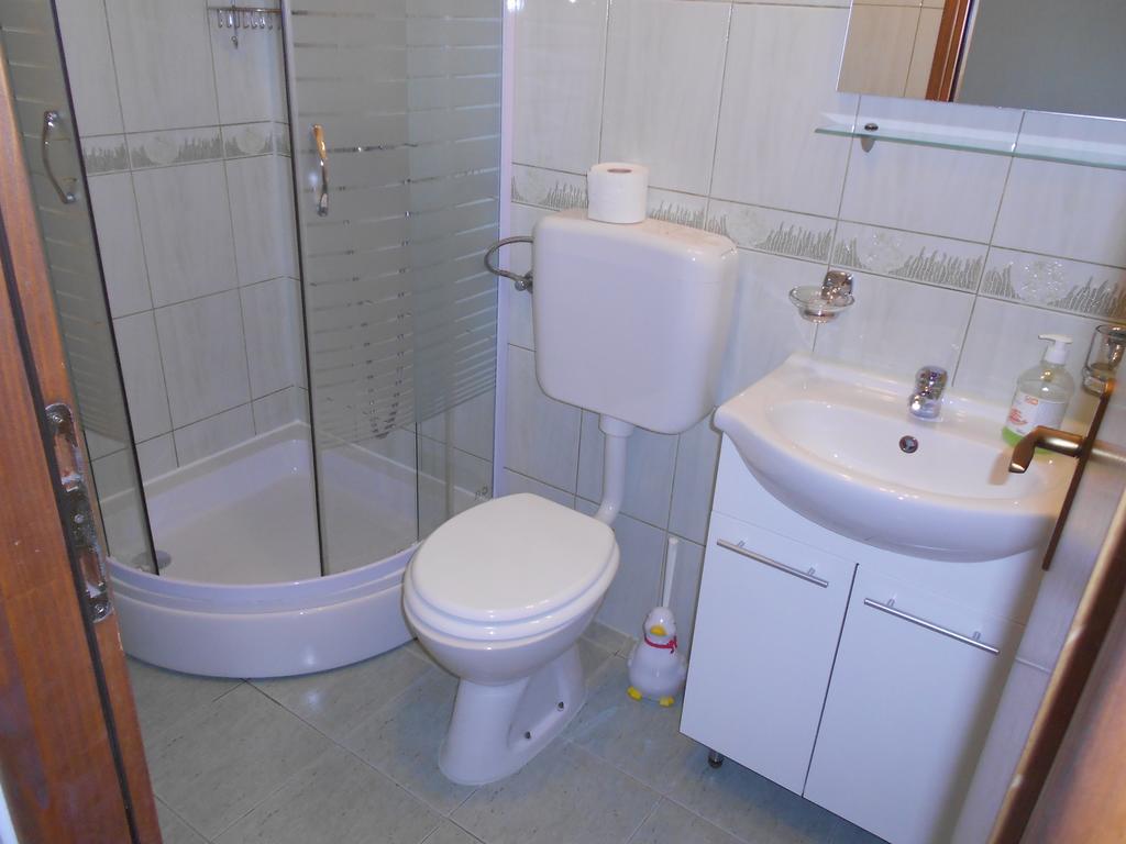Apartment Gotovina Biograd Na Moru Luaran gambar