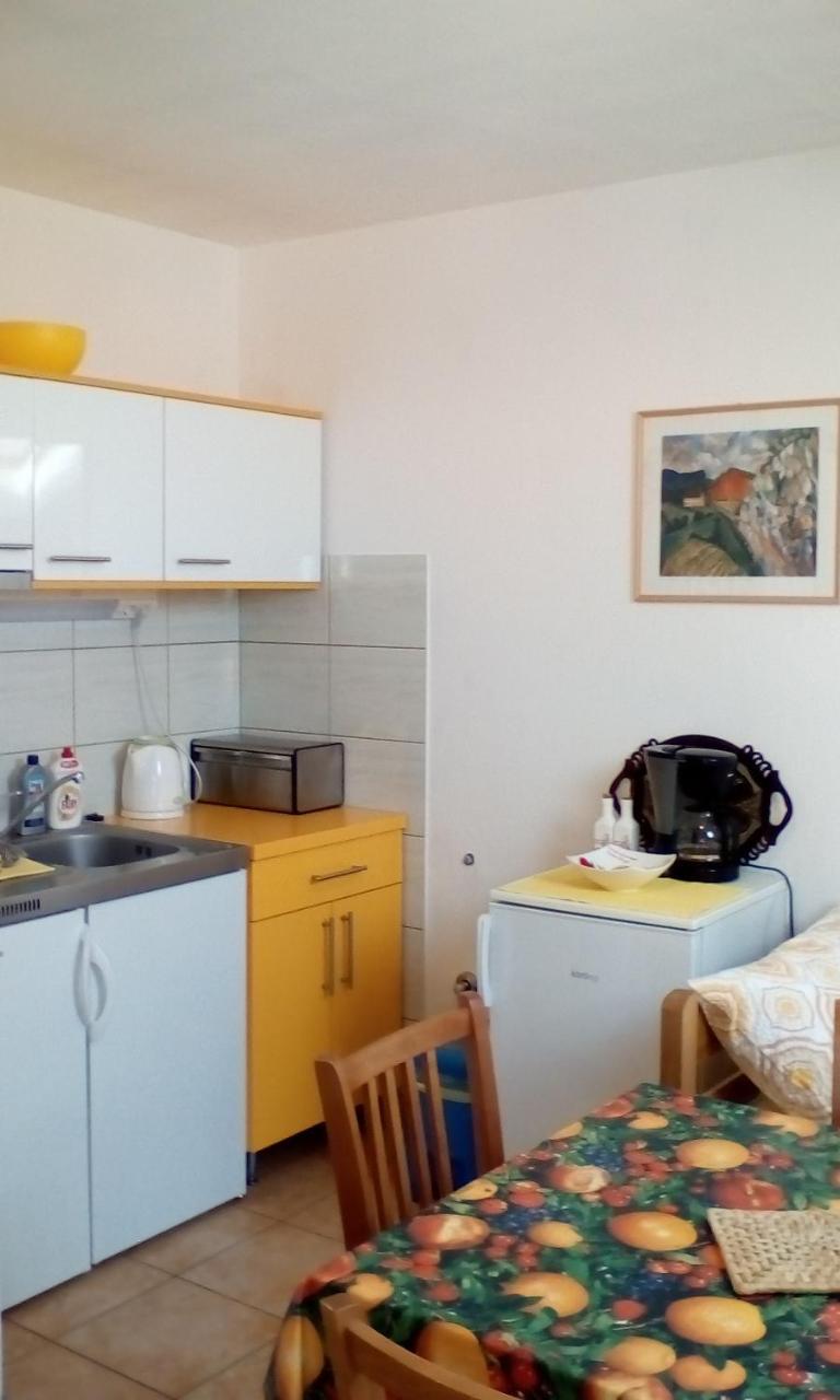 Apartment Gotovina Biograd Na Moru Luaran gambar