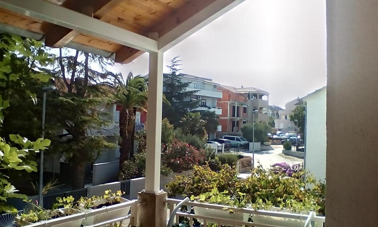 Apartment Gotovina Biograd Na Moru Luaran gambar